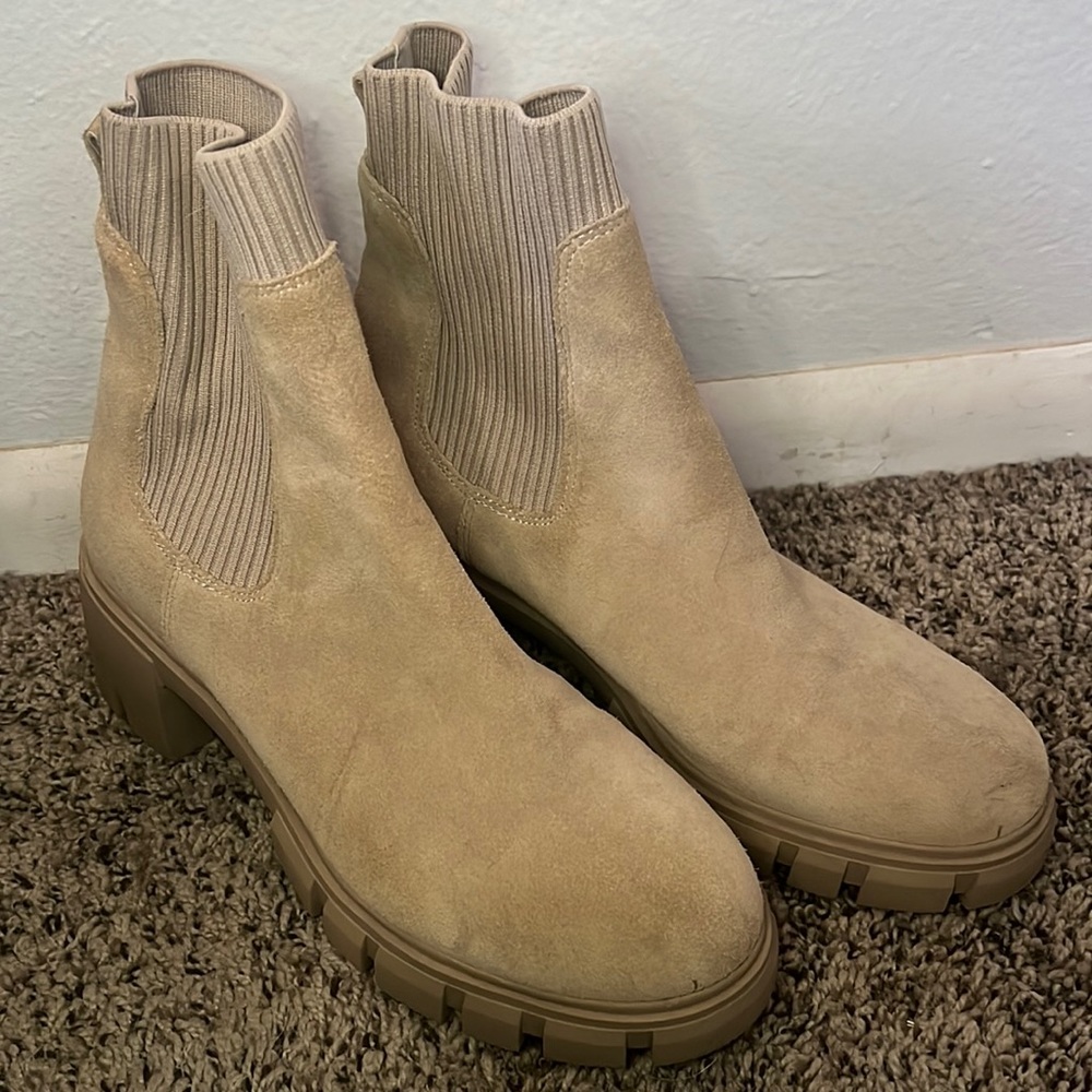 Steve Madden Hutch Sand Suede Booties | Size 10 Women’s